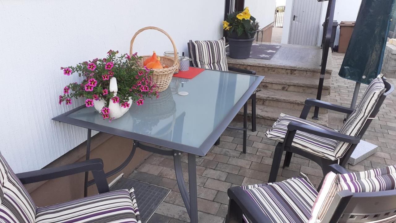 Ferienwohnung Seegarten Waldbuttelbrunn Exterior foto
